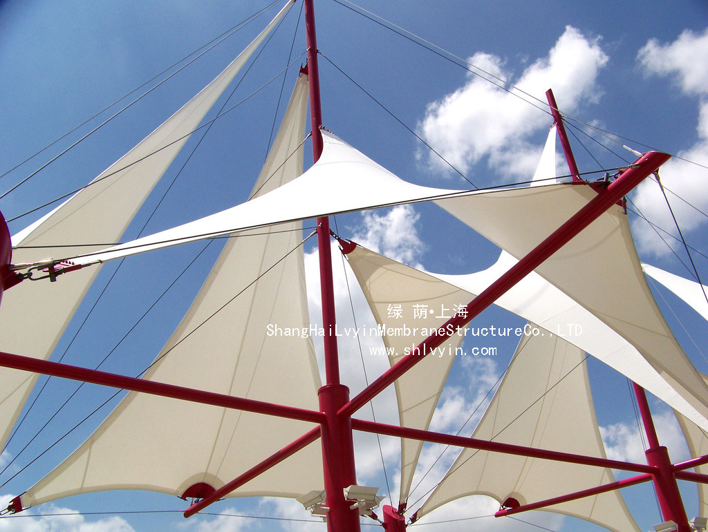 膜材排料、劃線與剪裁